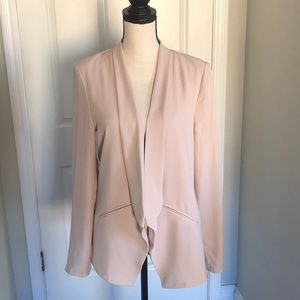 Lulu’s open blazer